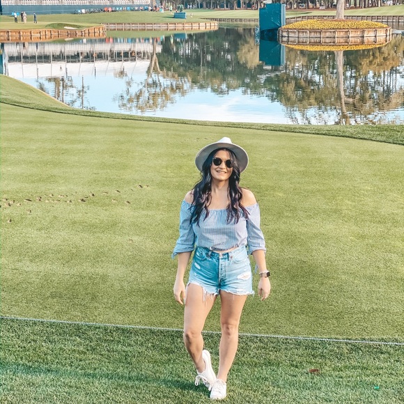 Meet your Posher - Picture 6 of 6